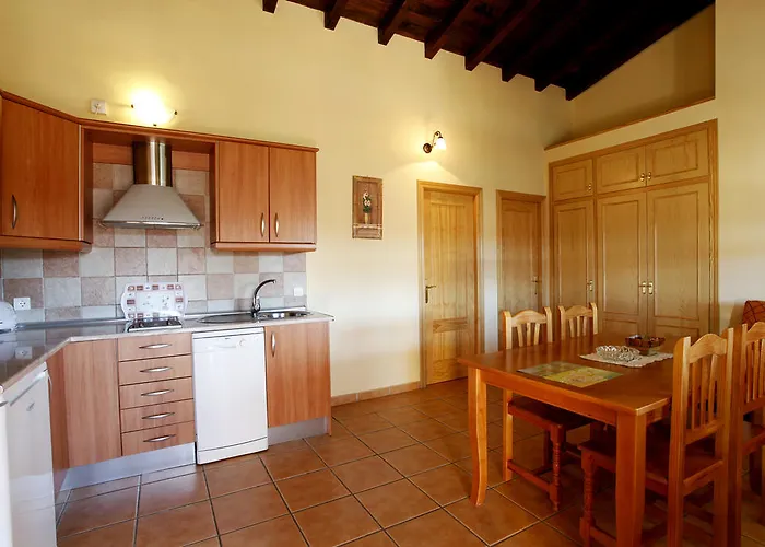 Casas Rurales Fuente Del Aliso Хервас