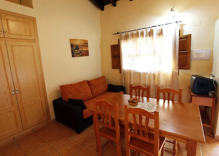 Casas Rurales Fuente Del Aliso Хервас